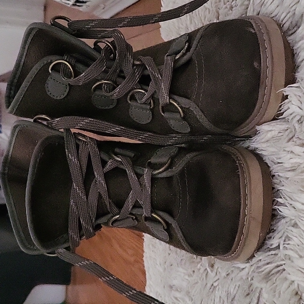 Merona Army Green Wedge boot shoes
